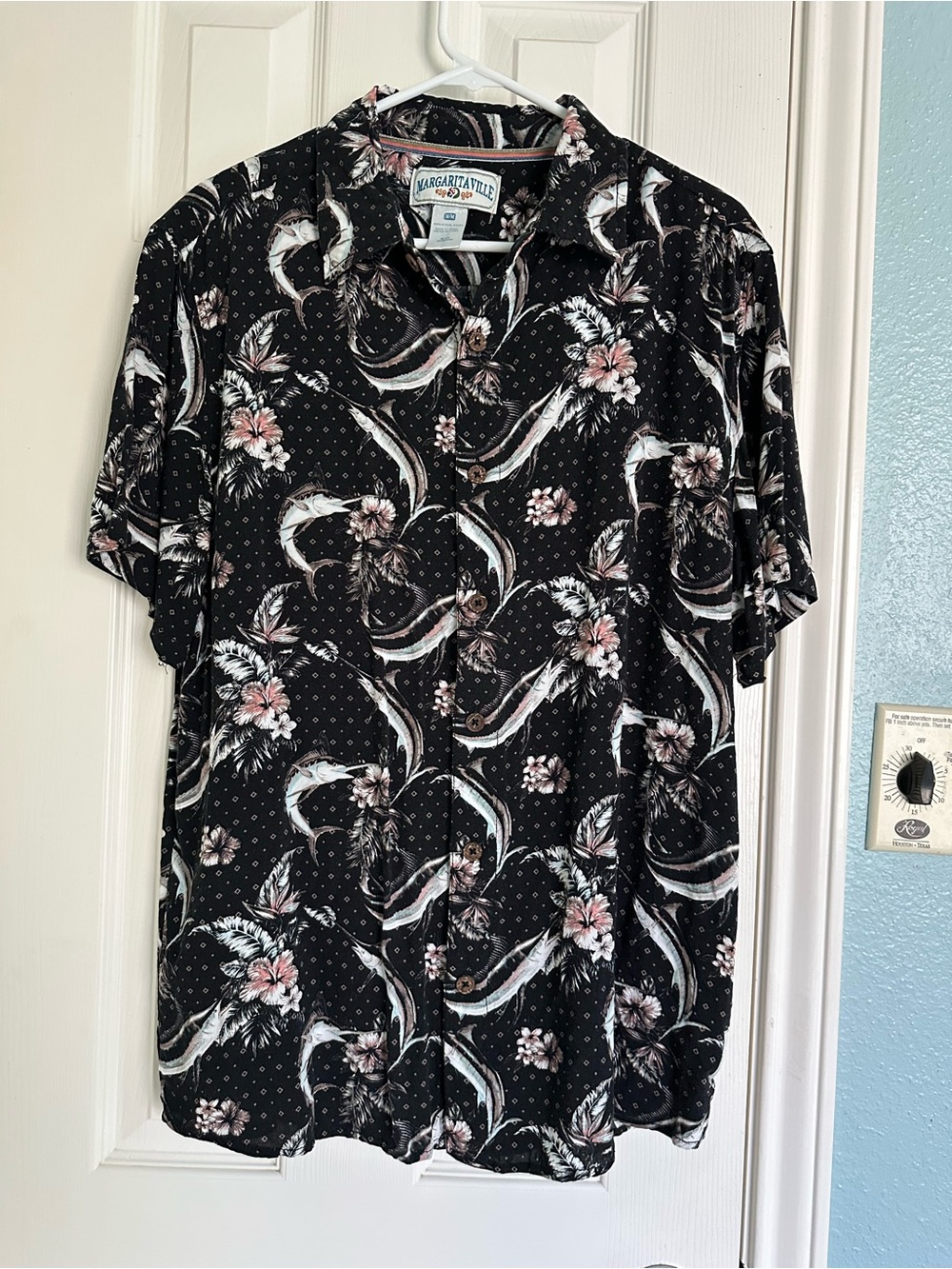 Margaritaville Short Sleeve Shirt Black Floral Marlin Mens Sz Med